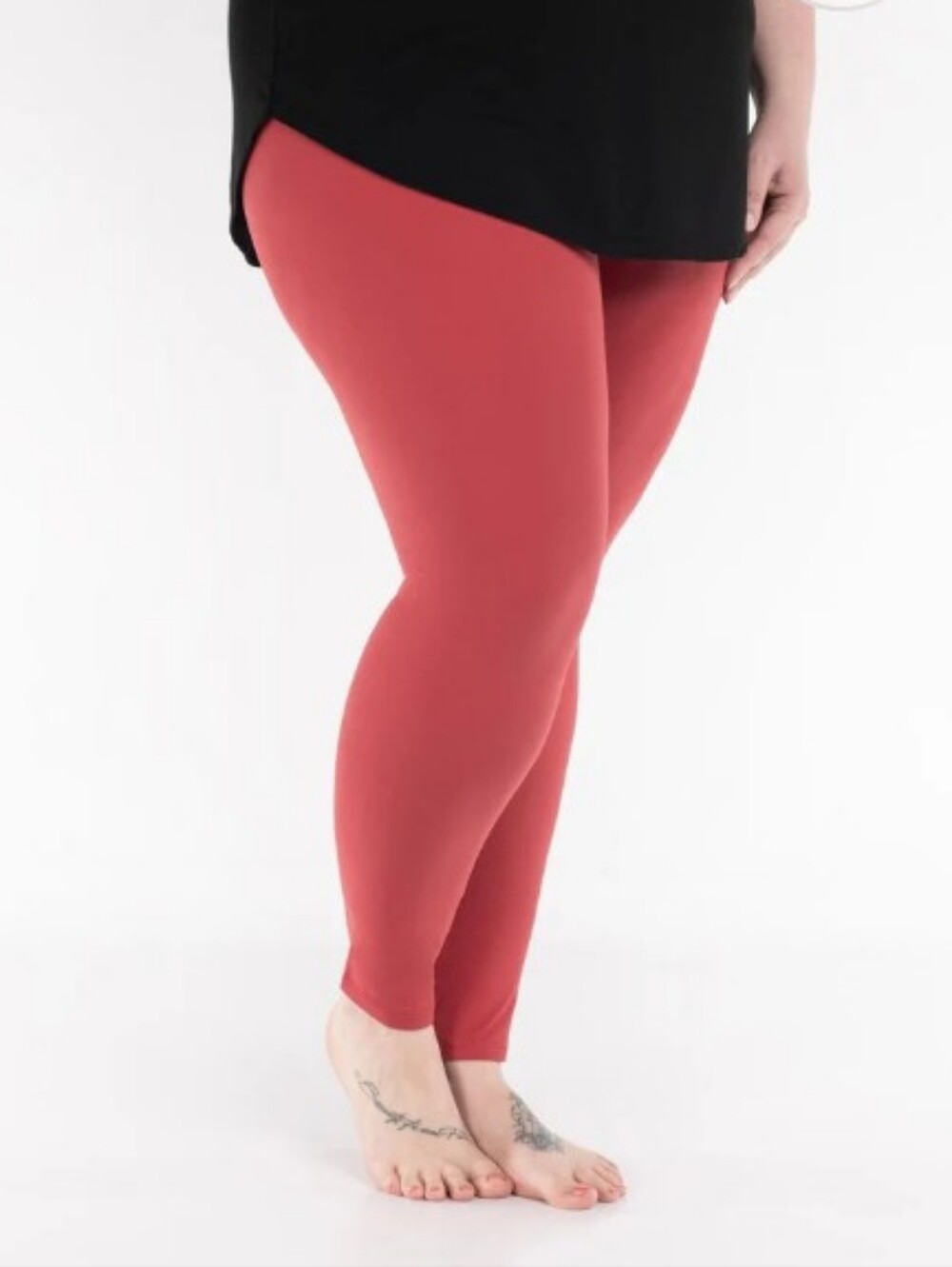 4/$80 New "Brick" Sweetlegs Full Size Leggings - Size Plus2 (US22-28)